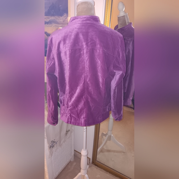Covington~Vintage Purple Magenta Button Down Velvet Utility Jacket - Picture 2 of 13